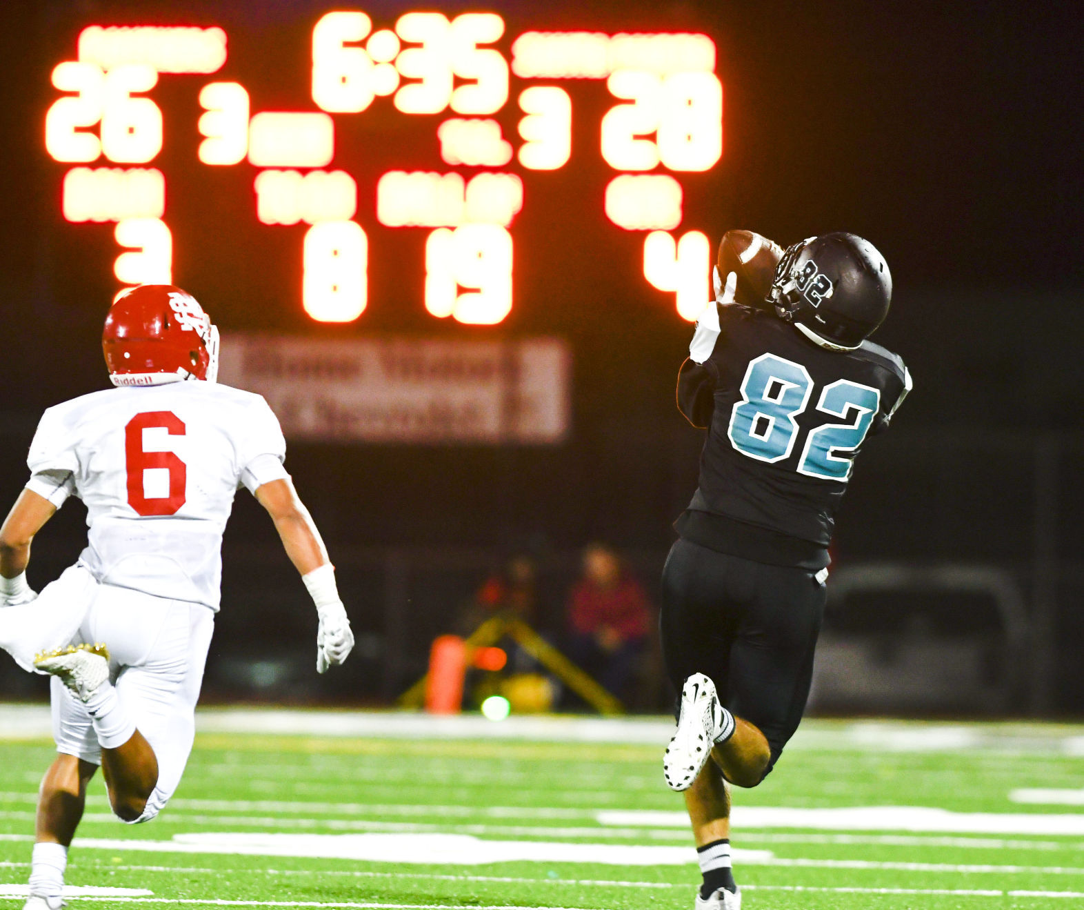 092217 SM PV football 16.jpg